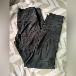 LuLuLemon camo leggings